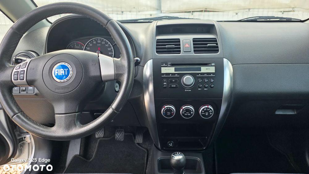 Fiat Sedici 1.6 16V 4x4 Emotion - 12