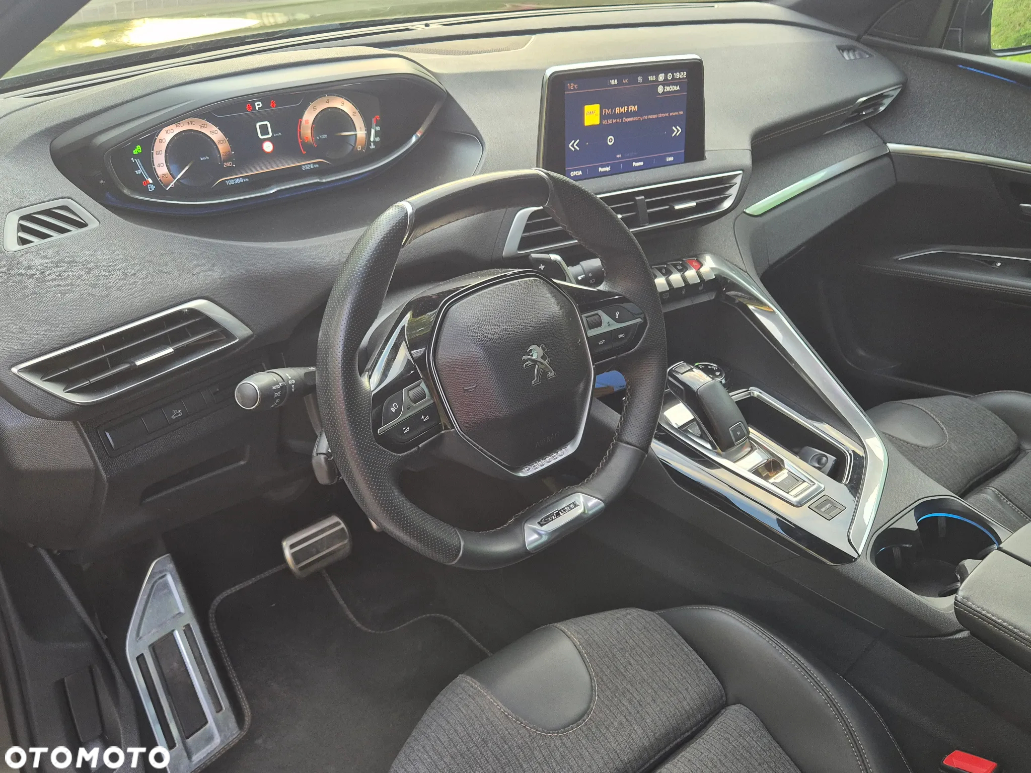 Peugeot 3008 1.2 PureTech GT Pack S&S EAT8 - 21