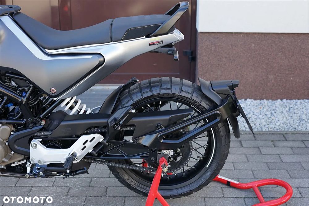 Husqvarna Svartpilen - 22