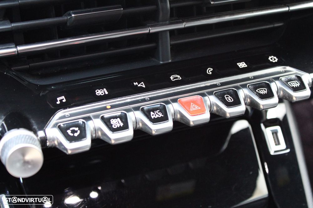 peugeot 2008 ver-1-5-bluehdi-allure-pack-eat8 - 27