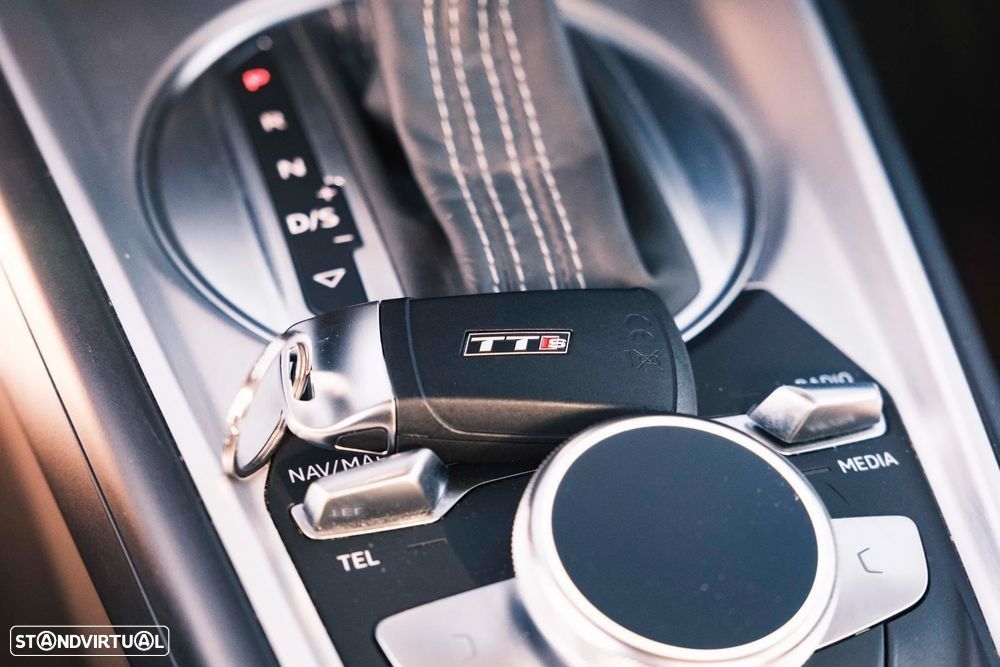Audi TTS Coupé TFSI quattro S tronic - 18