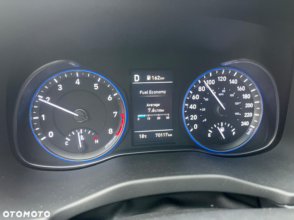 Hyundai Kona - 12