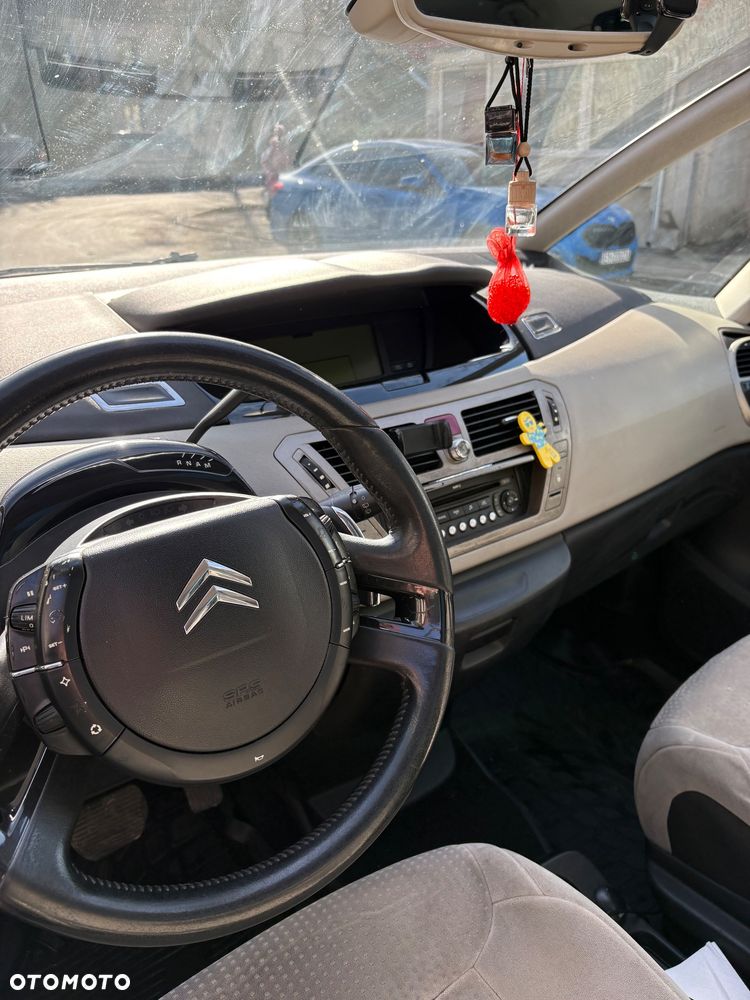 Citroën C4 Picasso - 11
