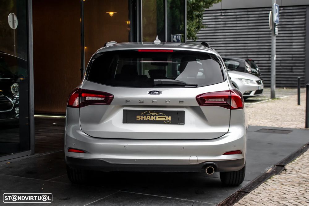 Ford Focus SW 1.0 EcoBoost Business - 10