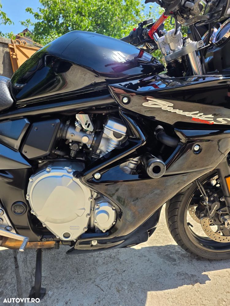 Suzuki GSF - Bandit - 12