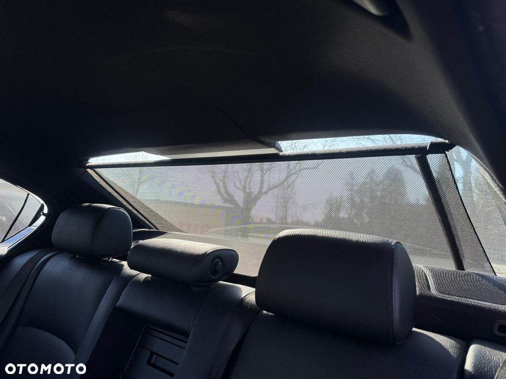 BMW Seria 5 530d xDrive - 17