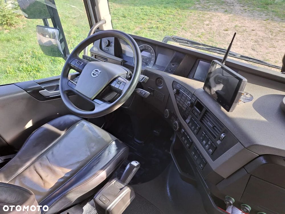 Volvo FH540 - 25