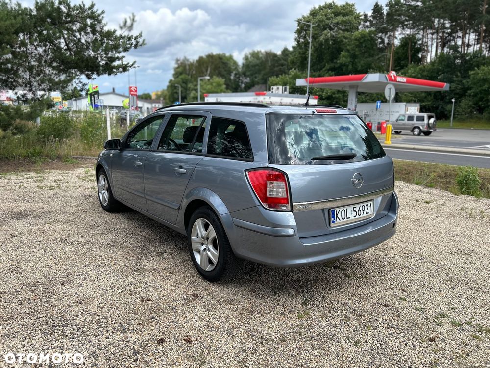 Opel Astra 1.6 Edition 111 Jahre - 15