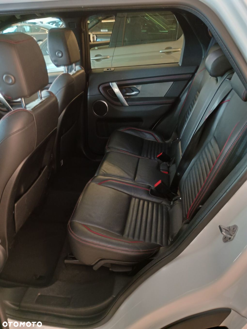 Land Rover Discovery Sport - 9