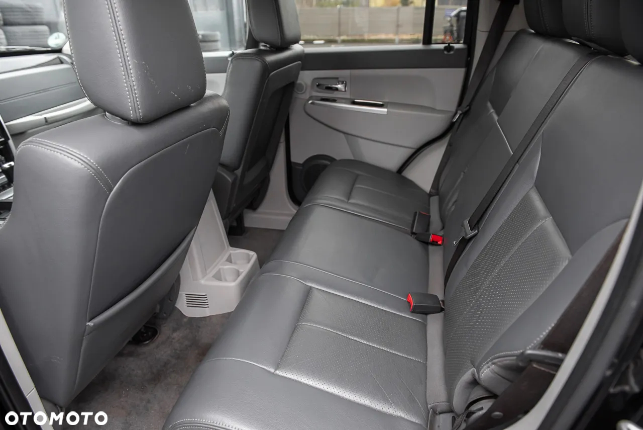 Jeep Cherokee 2.8 CRD DPF Automatik Limited - 25