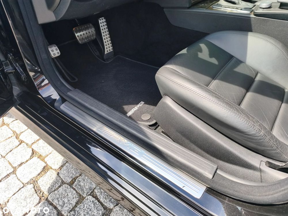 Mercedes-Benz Klasa C 63 AMG 7G-TRONIC SPORT EDITION - 22