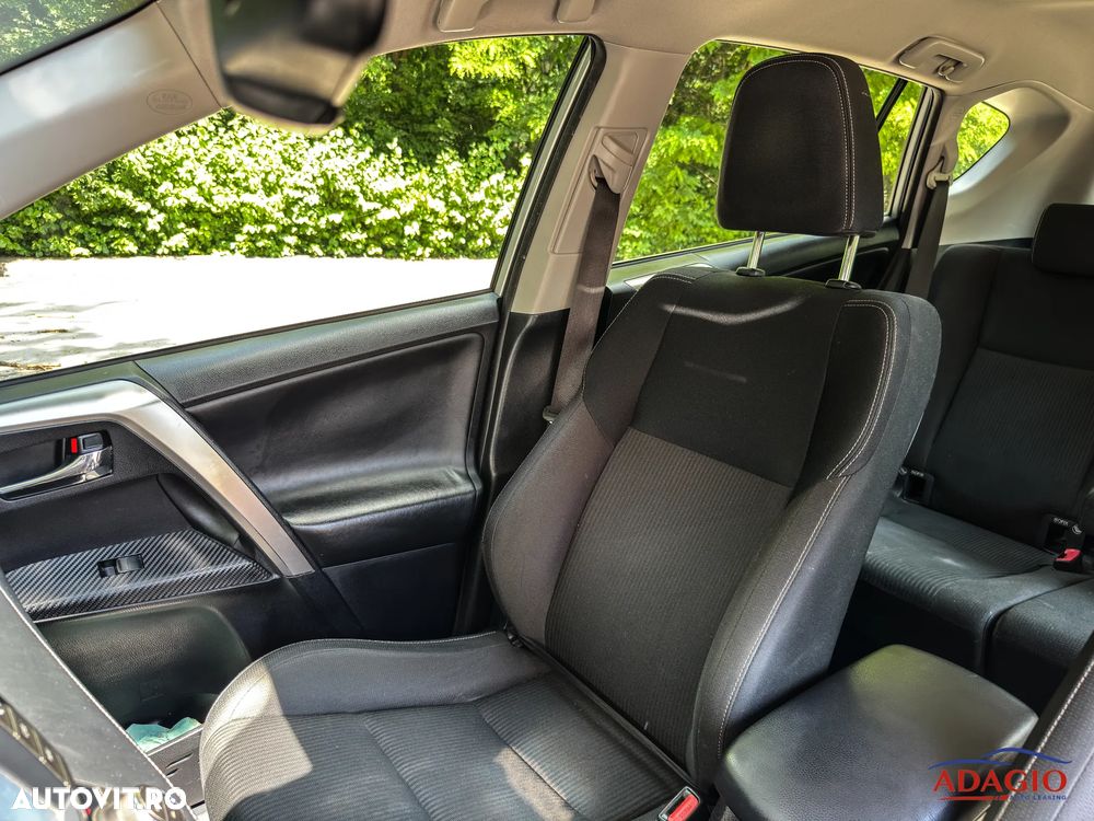 Toyota RAV4 2.2 D-4D 4WD Executive - 14