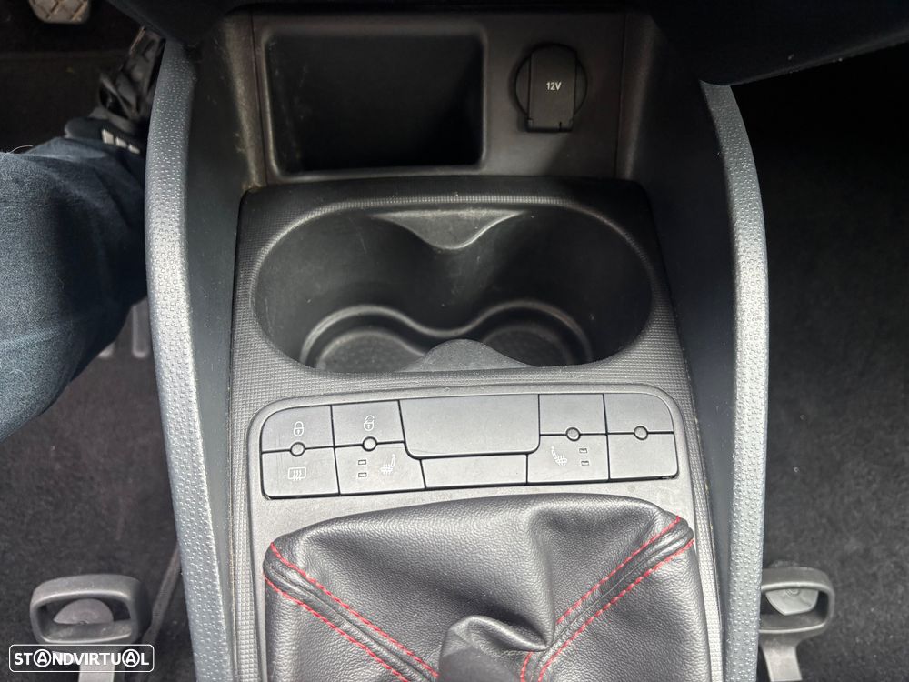 SEAT Ibiza 1.6 TDI FR - 12