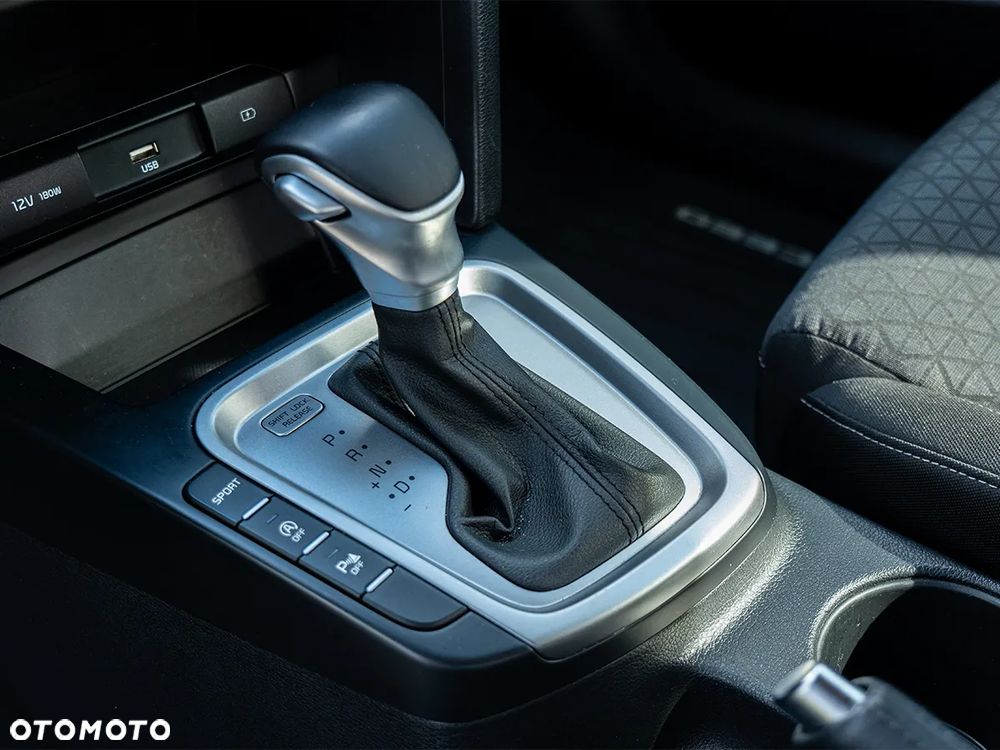 Kia XCeed 1.5 T-GDI M DCT - 13