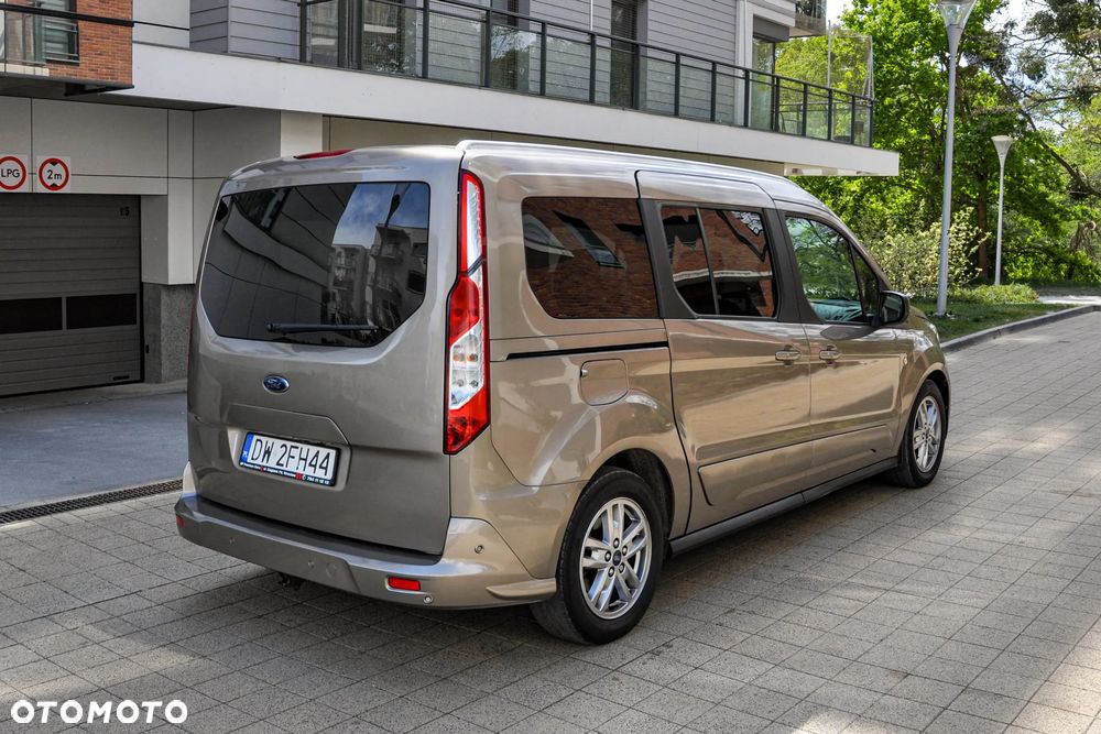 Ford Tourneo Connect 1.5 TDCi Start-Stop Titanium - 4