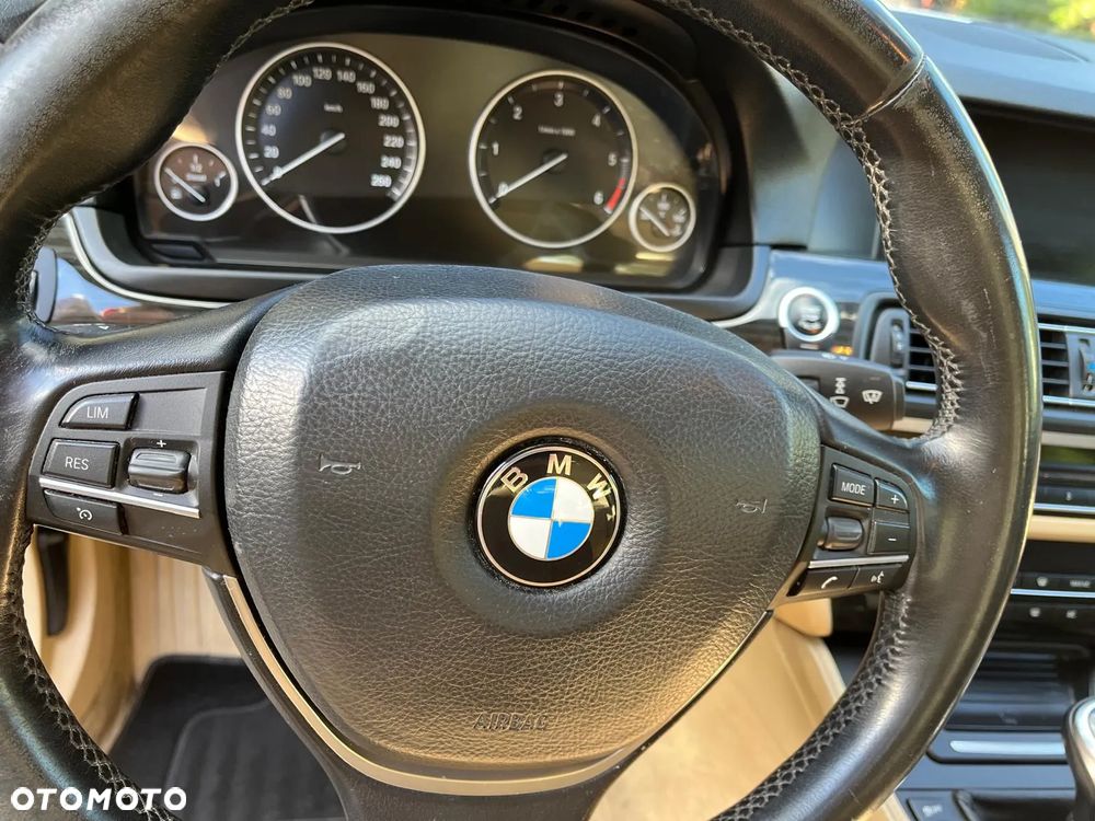 BMW Seria 5 530d - 13