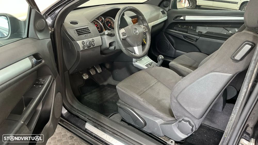 Opel Astra GTC 1.3 CDTI - 9
