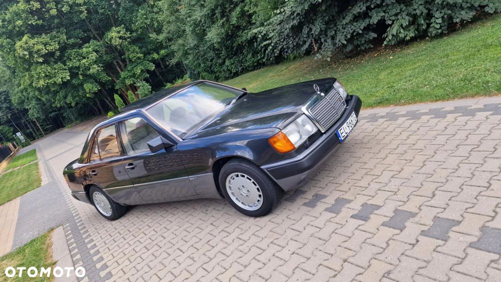Mercedes-Benz W124 (1984-1993) - 1