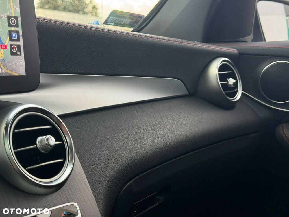 Mercedes-Benz GLC AMG 43 4Matic 9G-TRONIC - 39