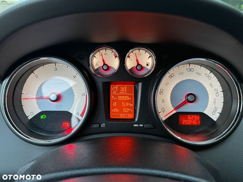 Peugeot 308 1.6 e-HDi Style STT - 16