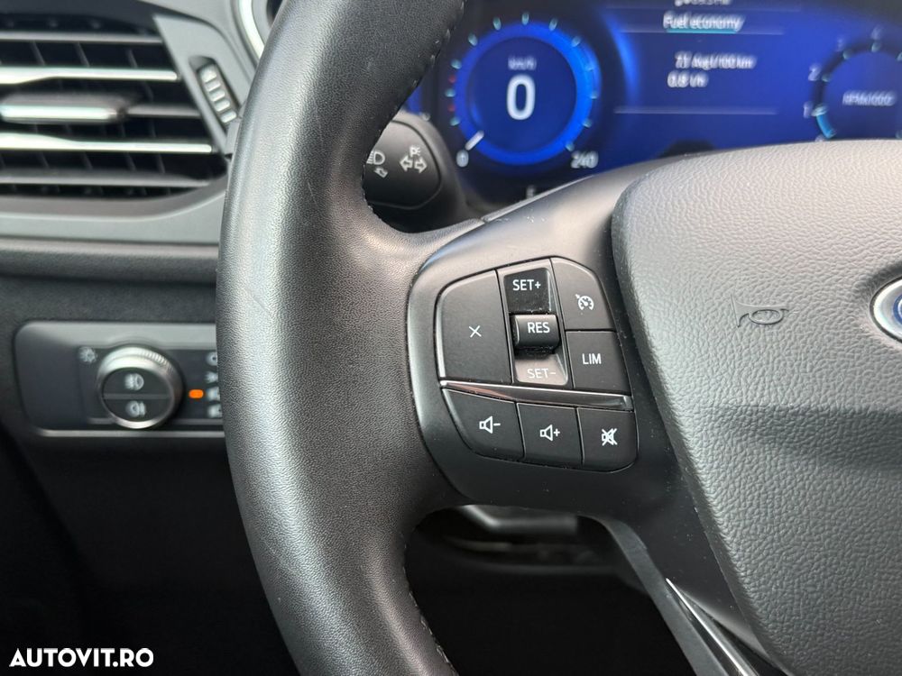 Ford Kuga 1.5 EcoBoost FWD Titanium - 13