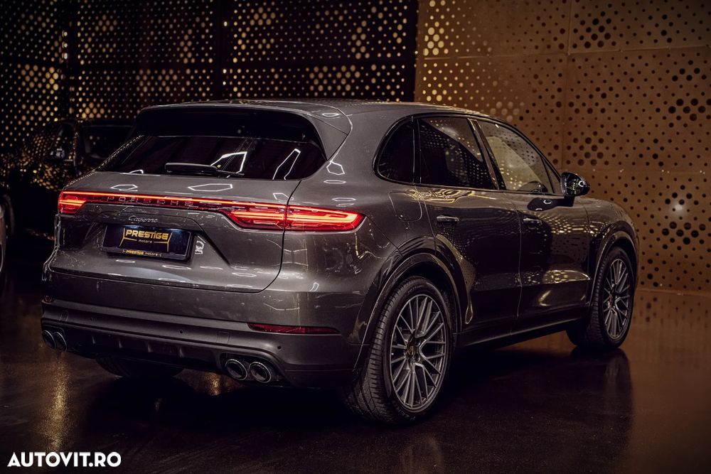 Porsche Cayenne Tiptronic S Platinum Edition - 6