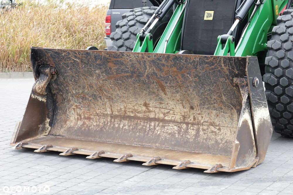 JCB 4CX - 23