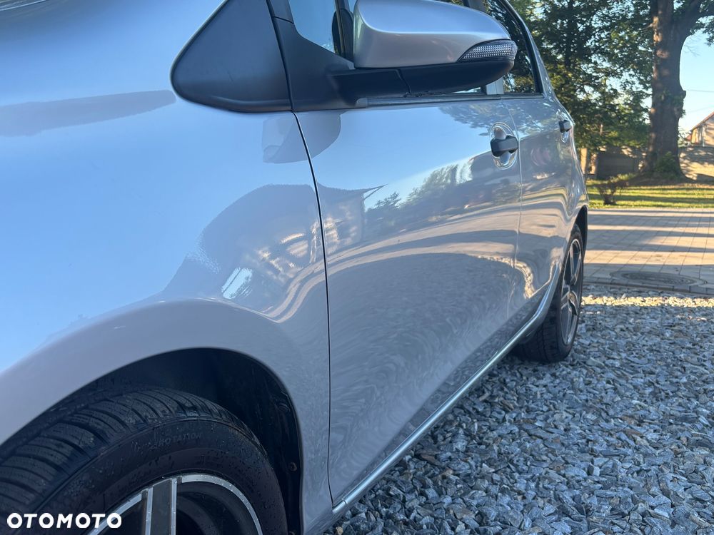 Toyota Yaris 1.4 D-4D Comfort - 16