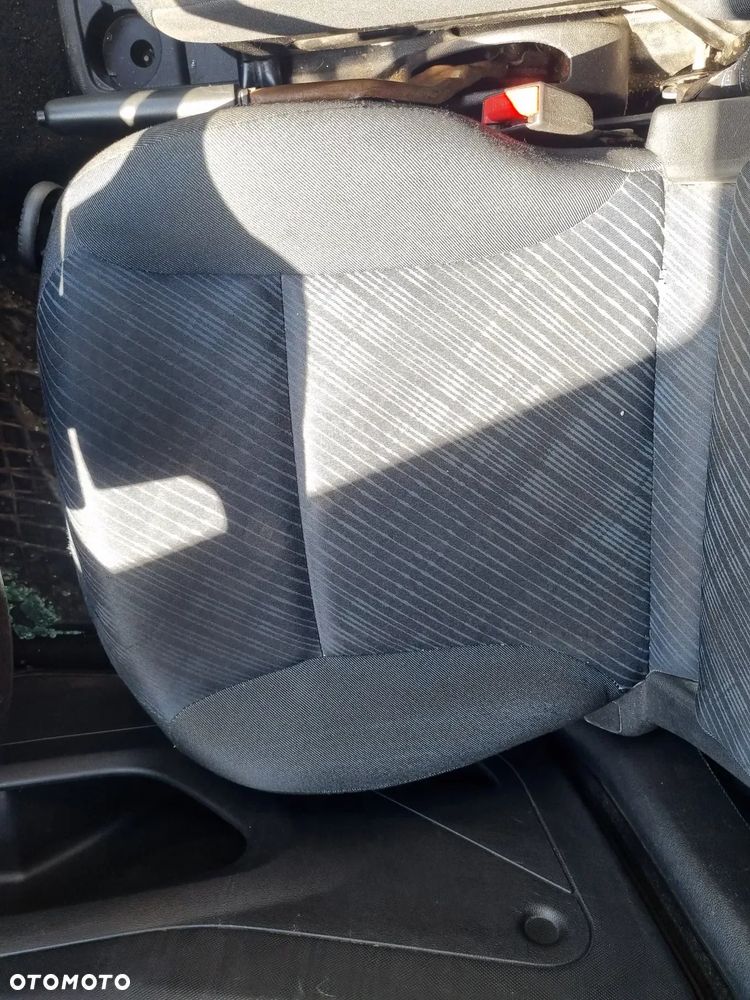 PEUGEOT PARTNER II 08-18 2012 r. fotele przednie 3 miejsca * - 5