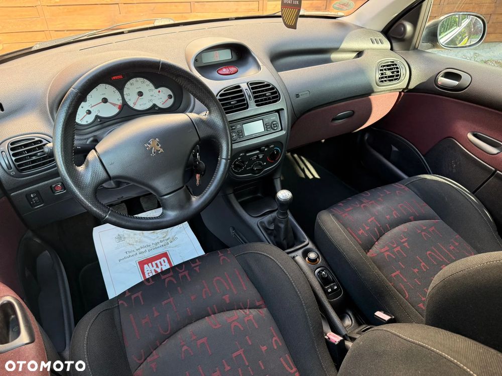 Peugeot 206 - 15