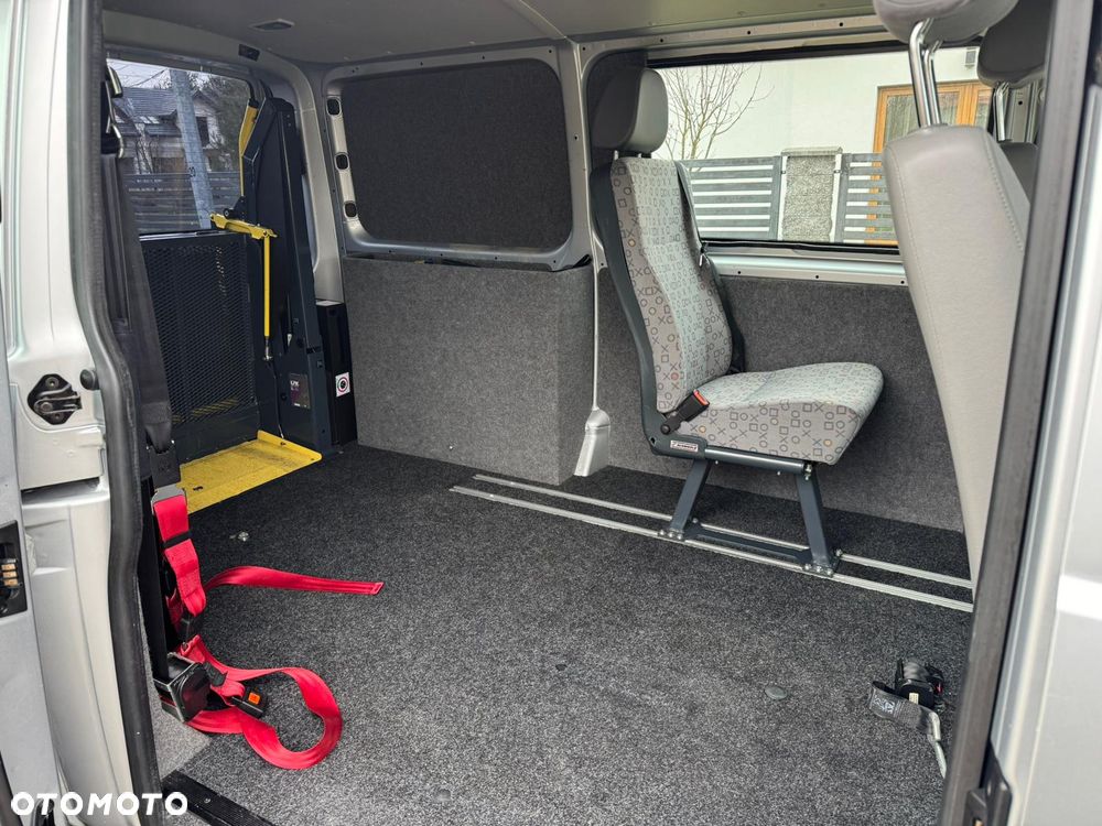 Volkswagen Transporter - 22