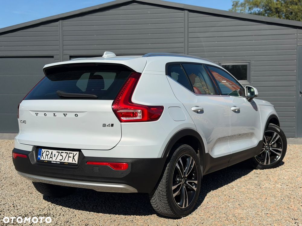 Volvo XC 40 B4 B AWD Geartronic Inscription - 17