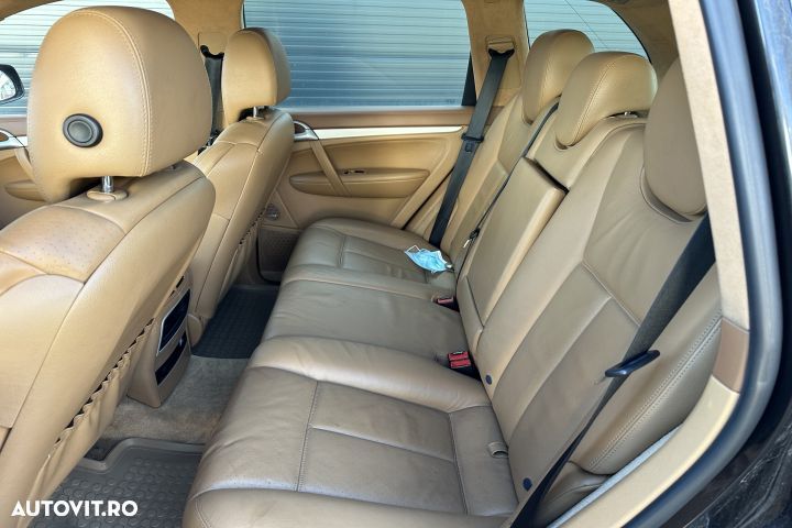 Capac distributie mijloc 4.8 Turbo Porsche Cayenne 957 [facelift] [20 - 9