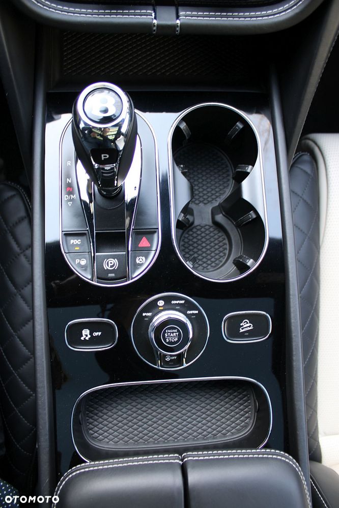 Bentley Bentayga - 23