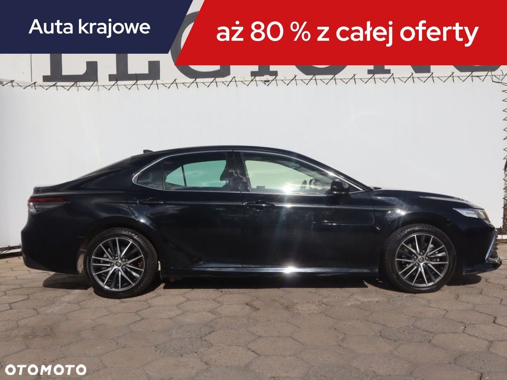 Toyota Camry - 8