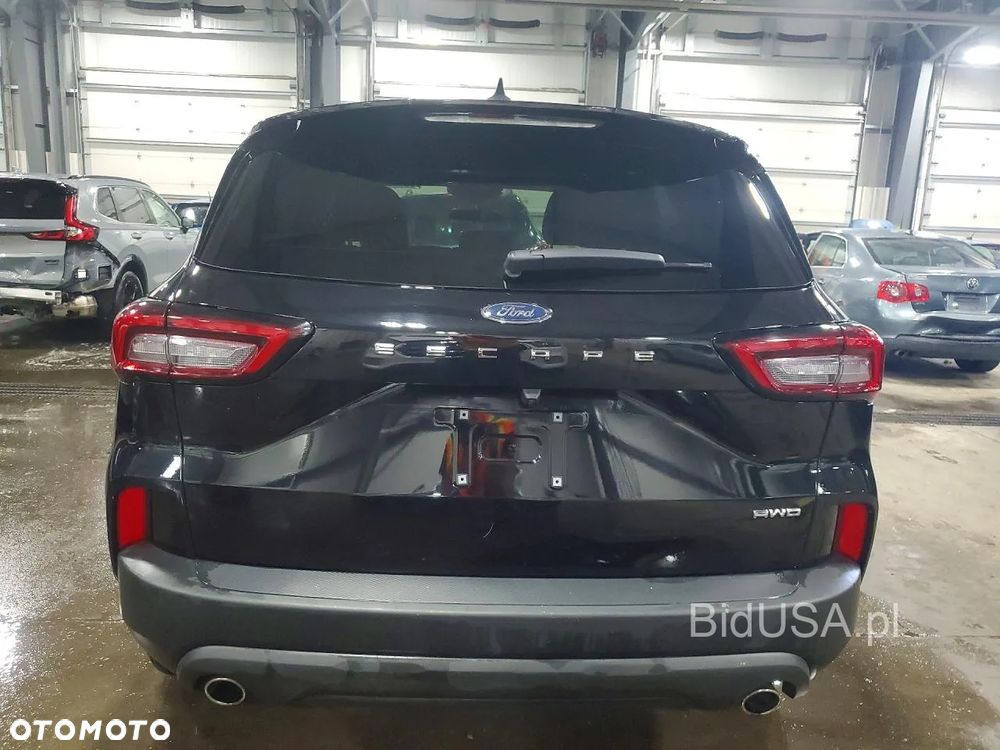 Ford Kuga - 6