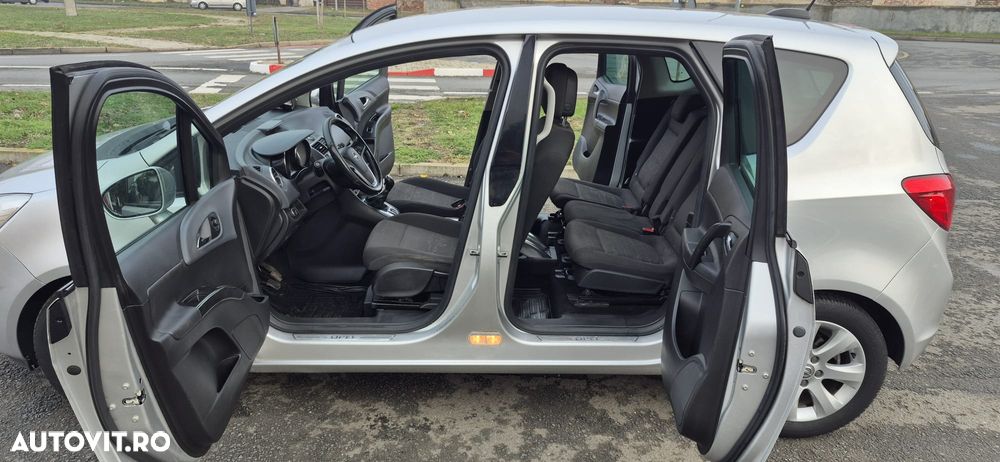 Opel Meriva - 11