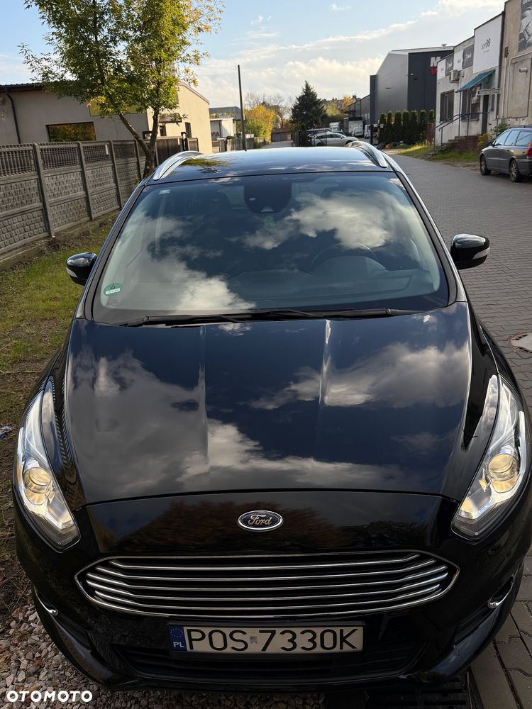 Ford S-Max - 13