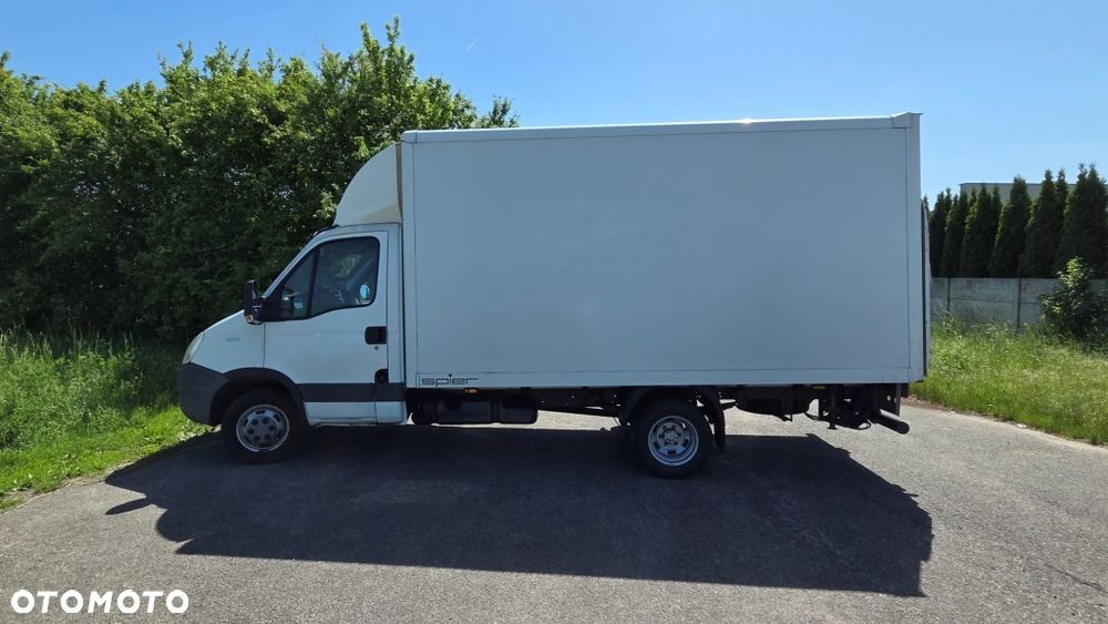 Iveco DAILY 35C15 - 12