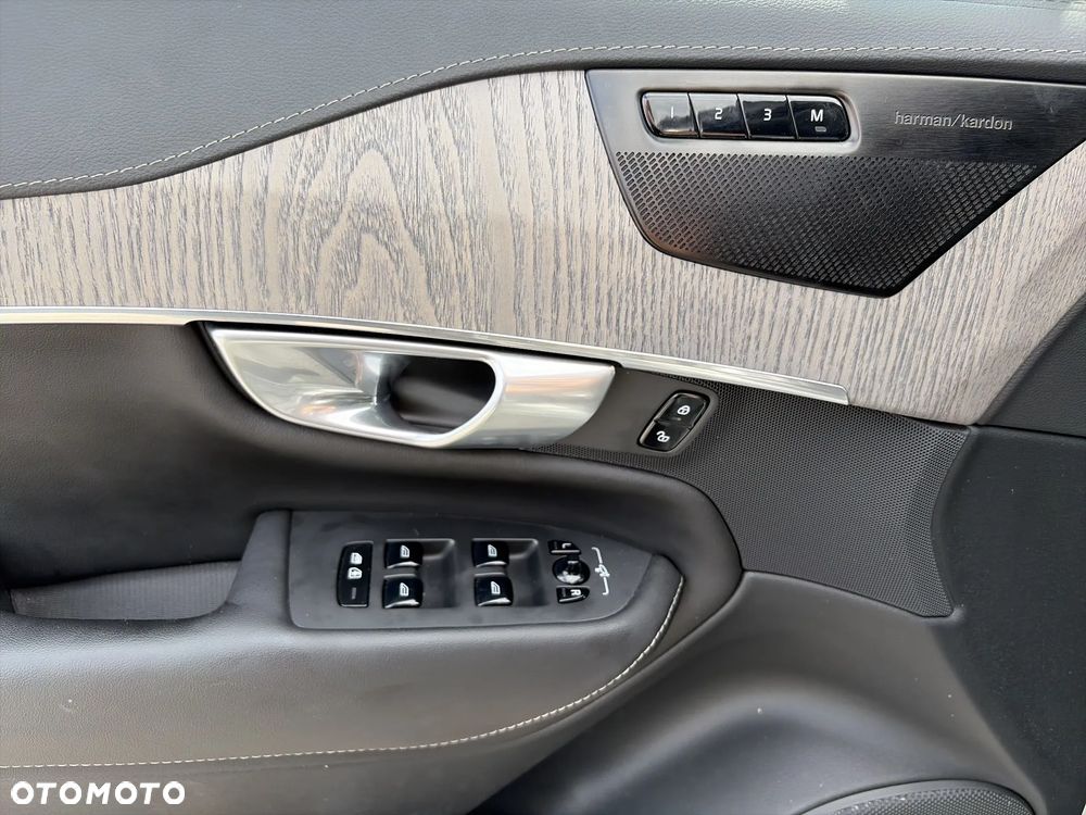 Volvo XC 90 B5 D AWD Plus Bright 7os - 12