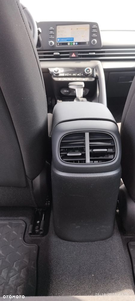 Hyundai Elantra - 6