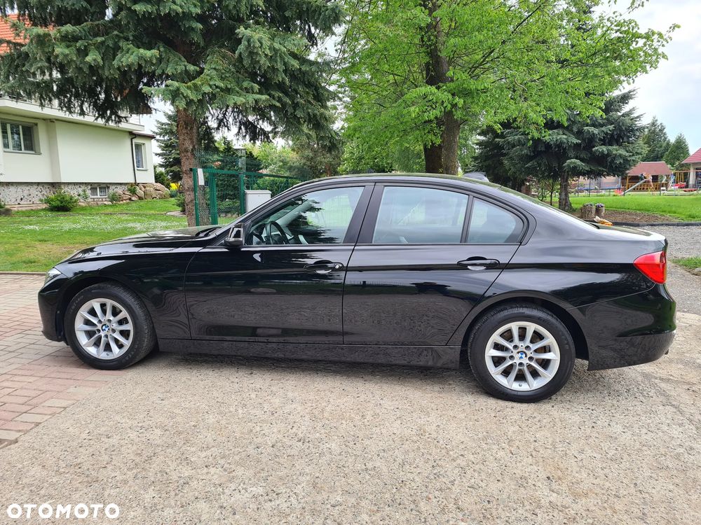 BMW Seria 3 - 17