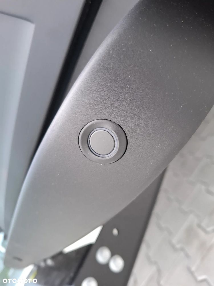 Iveco IMPONUJĄCA KUBATURA 18m3, ŚWIETNA DOSTĘPNOŚĆ, MINIMUM FORMALNOŚCI - 28