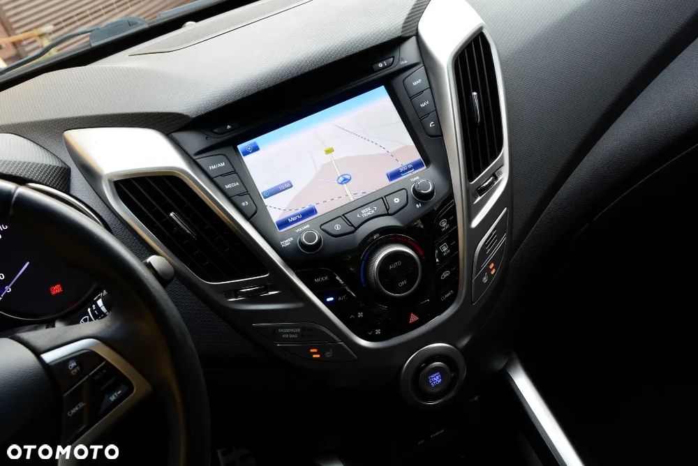 Hyundai Veloster 1.6 GDI Premium - 9