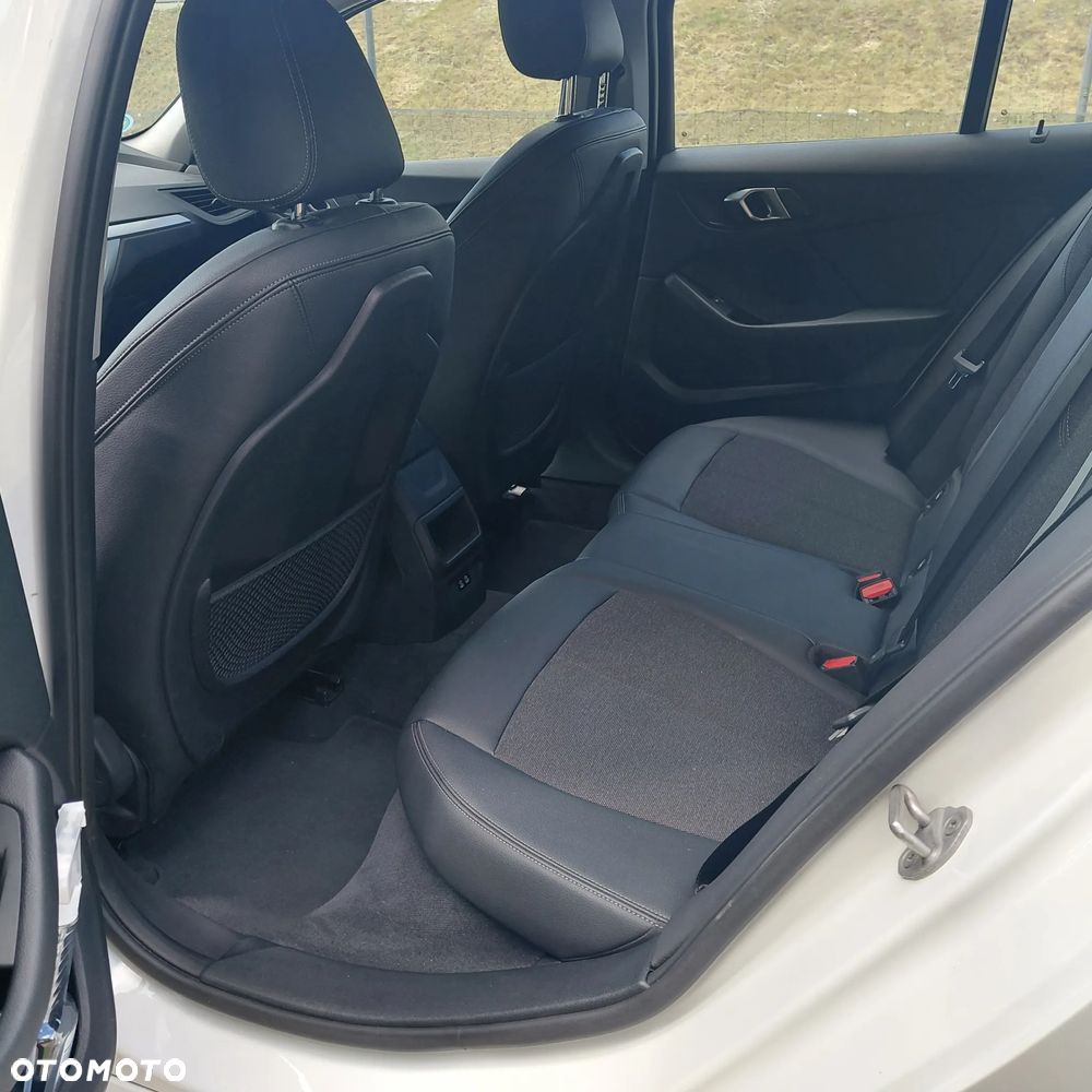 BMW Seria 1 118i - 8