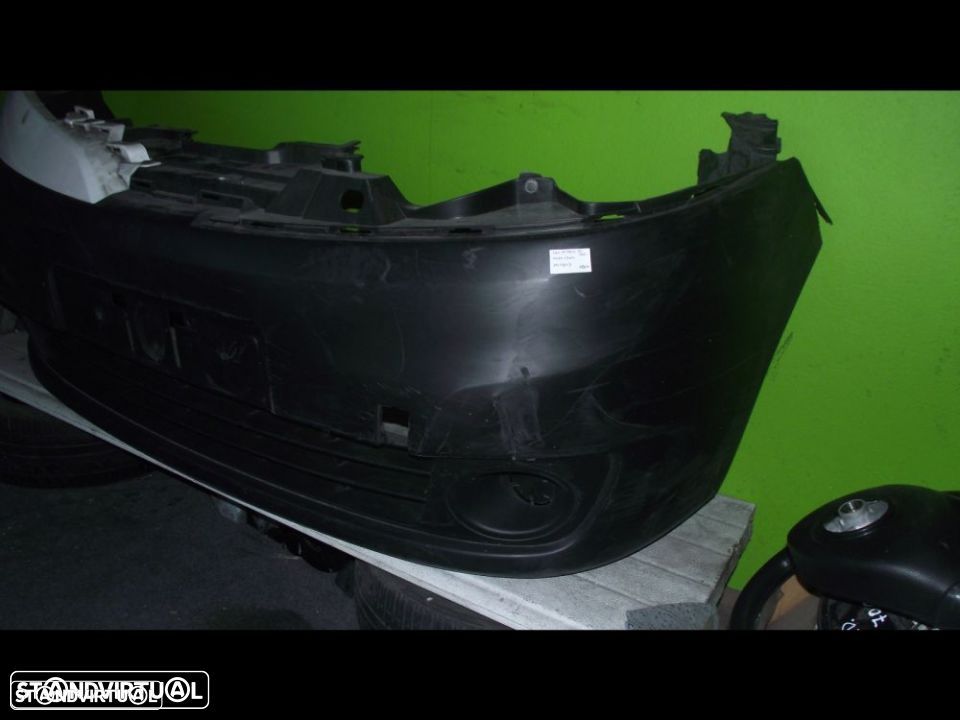 Para Choques da Frente Nissan NV200 - 2010 / 2016 - 3