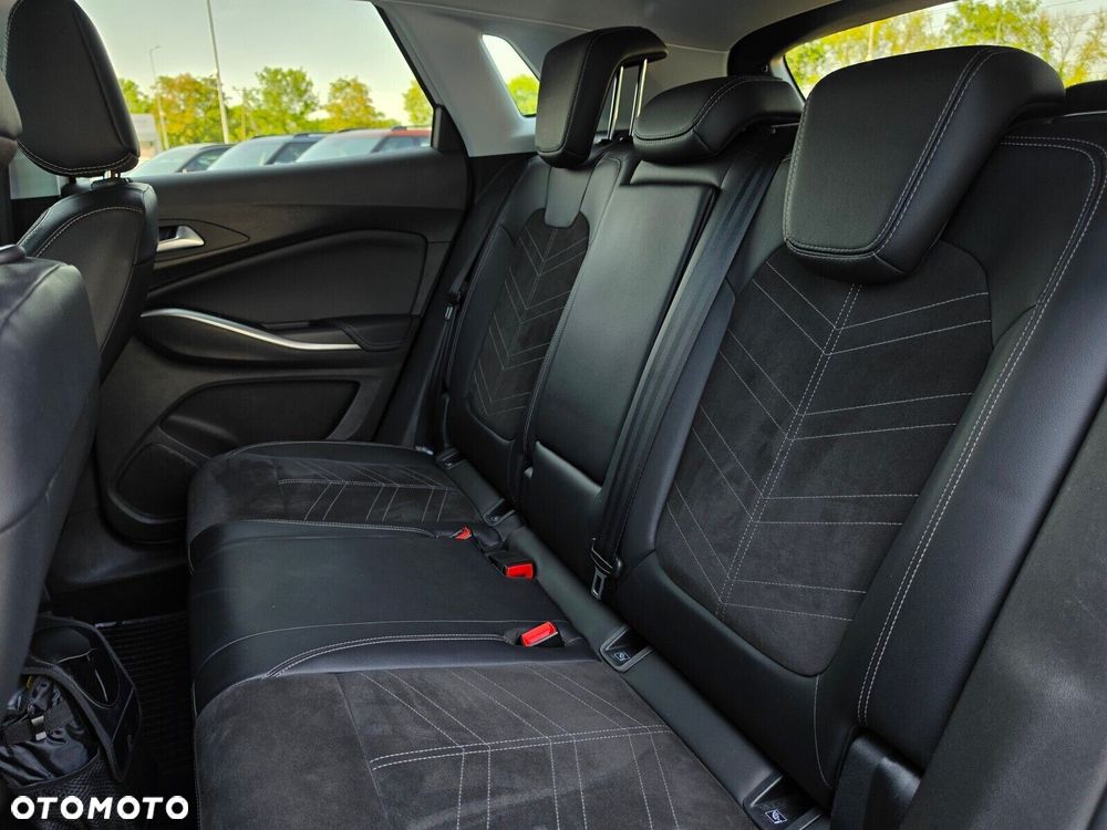Opel Grandland 1.2 T GS Line S&S - 36