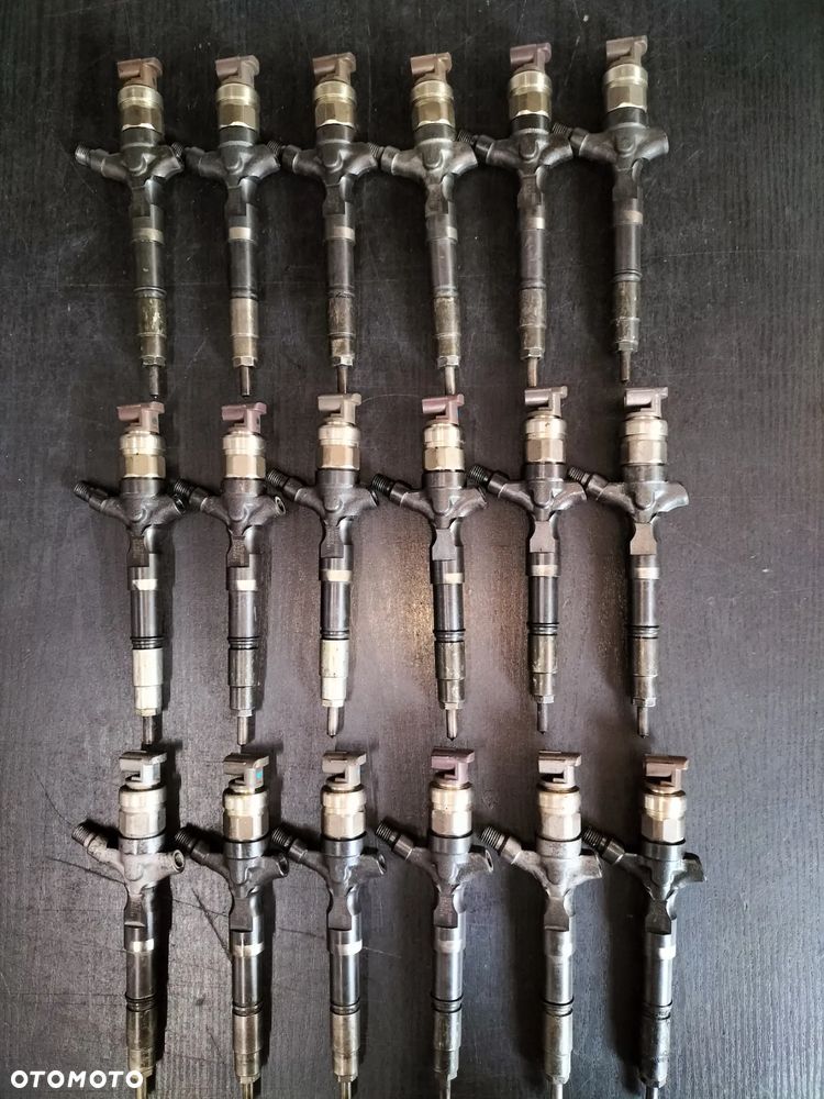 WTRYSKIWACZ DENSO 23670-30080 Toyota HURT - 1