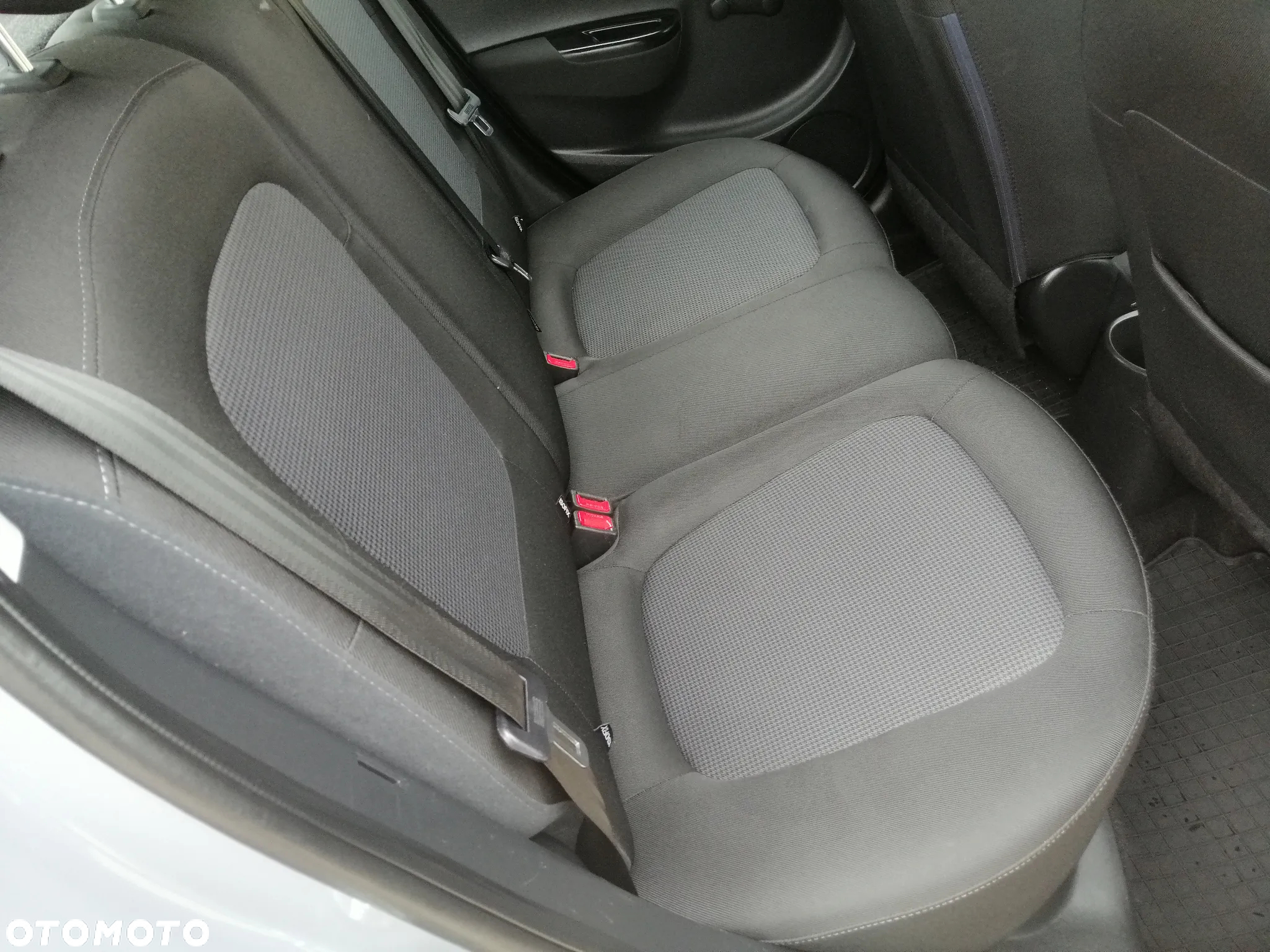 Hyundai i20 1.25 Comfort - 29
