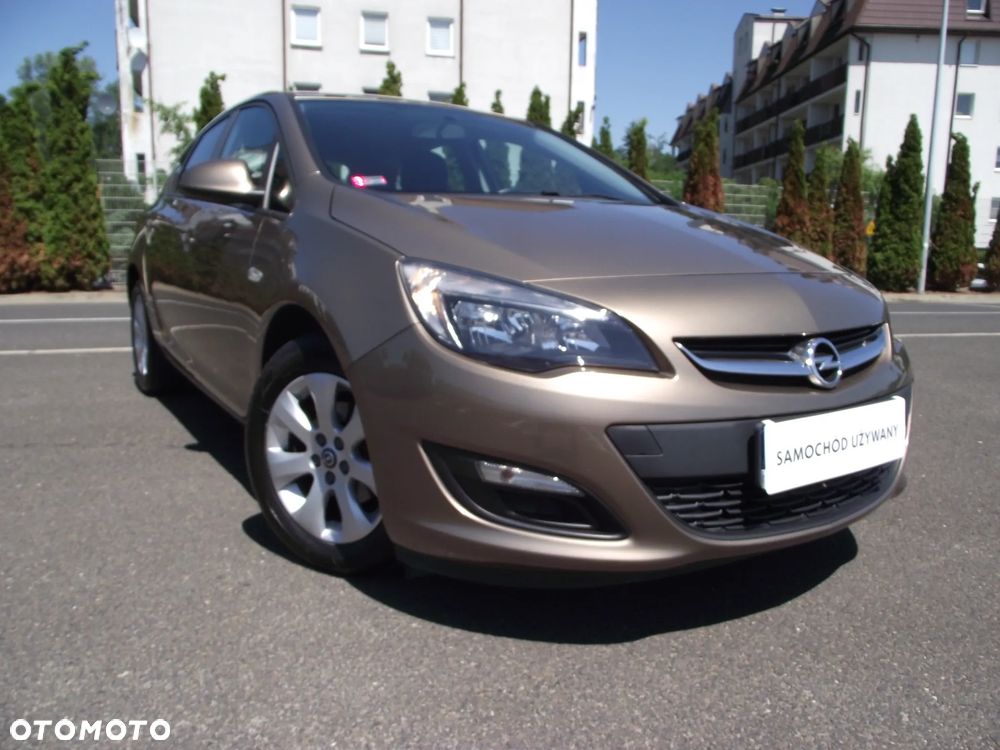 Opel Astra 1.6 Cosmo EU6 - 4